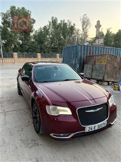 کرایسلەر 300